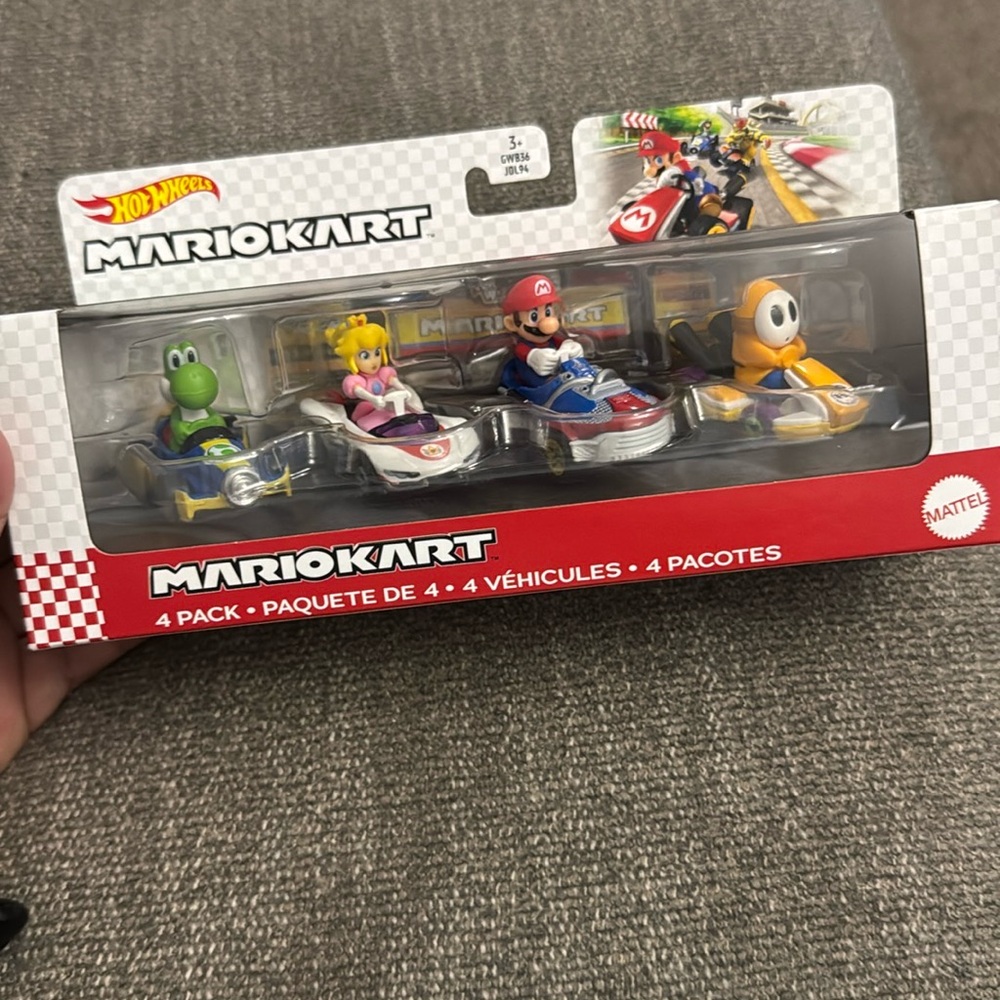 Hot Wheels Mario Kart Die-Cast Vehicle Set